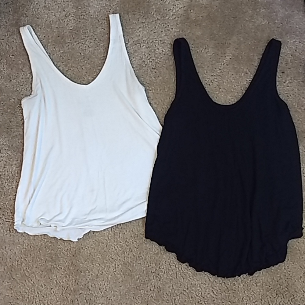 AEO Cotton Tank BUNDLE (white, black) XS